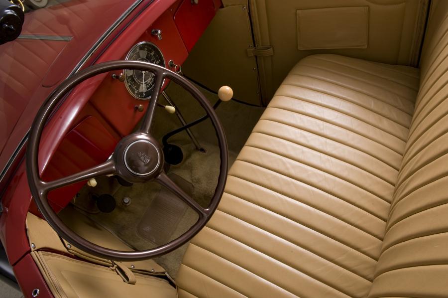 Plymouth DeLuxe Phaeton 1936 года  (фото 4 из 5)